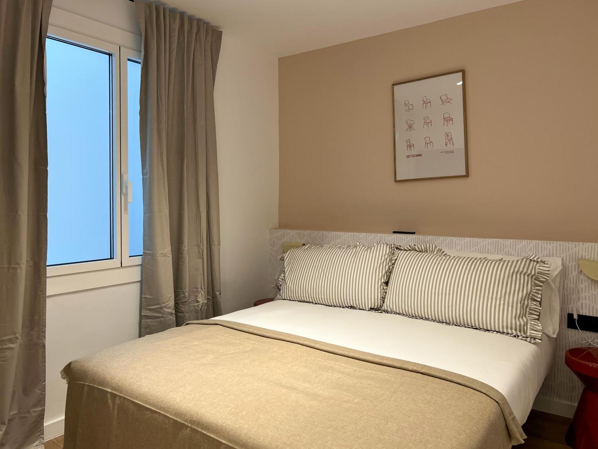 Stay U-Nique Apartments Balmes II Барселона Екстер'єр фото